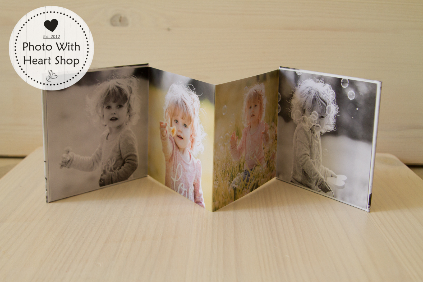 ambitie Rang Uitwerpselen Harmonica fotoboekjes 4 luik (8 foto's) - Mini fotoboekjes - 10 x 10 cm &  11 x 11 cm - Photo With Heart Shop